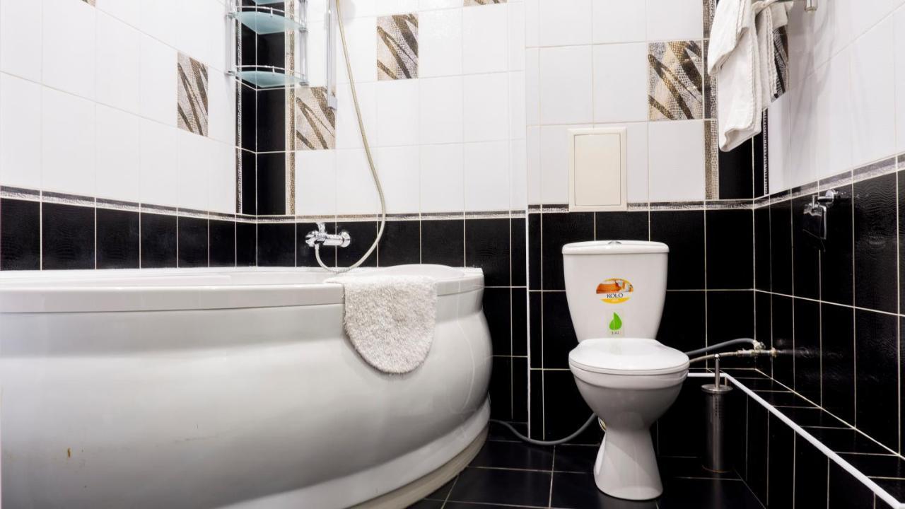 Big Studio Apartment Near River Mall Kiev Luaran gambar